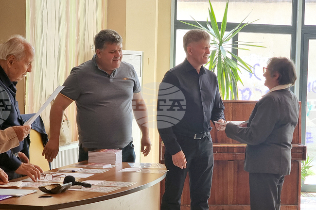 В Добрич връчиха наградите в Националния конкурс за къс разказ и есе на името на писателя Георги Балабанов от Генерал Тошево