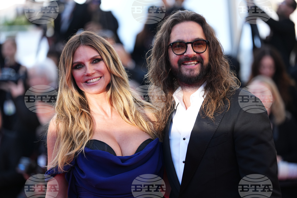 France Cannes 2026 De Gaulle: Tilting Iron Red Carpet
