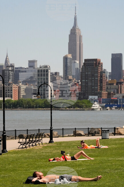 APTOPIX US Severe Weather New York