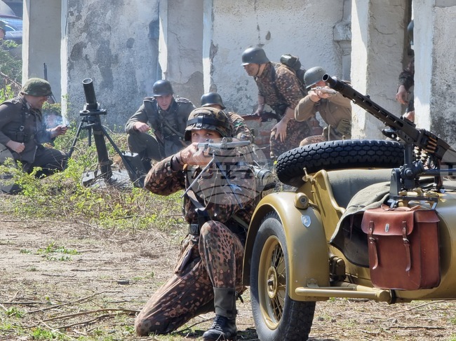 Дравската епопея от 1945 г. „оживява“ във военноисторическа възстановка в Ямбол тази неделя