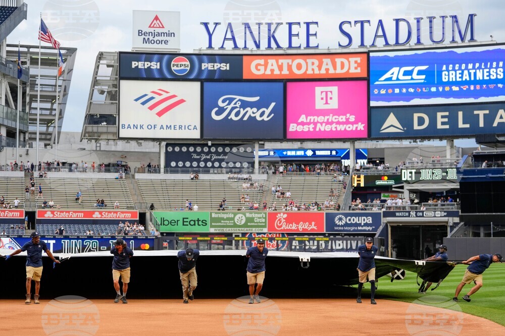 Blue Jays Yankees Baseball