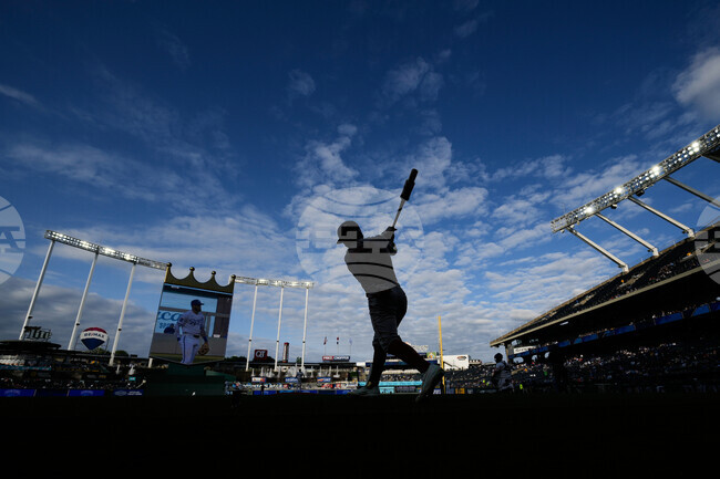 Red Sox Royals Baseball
