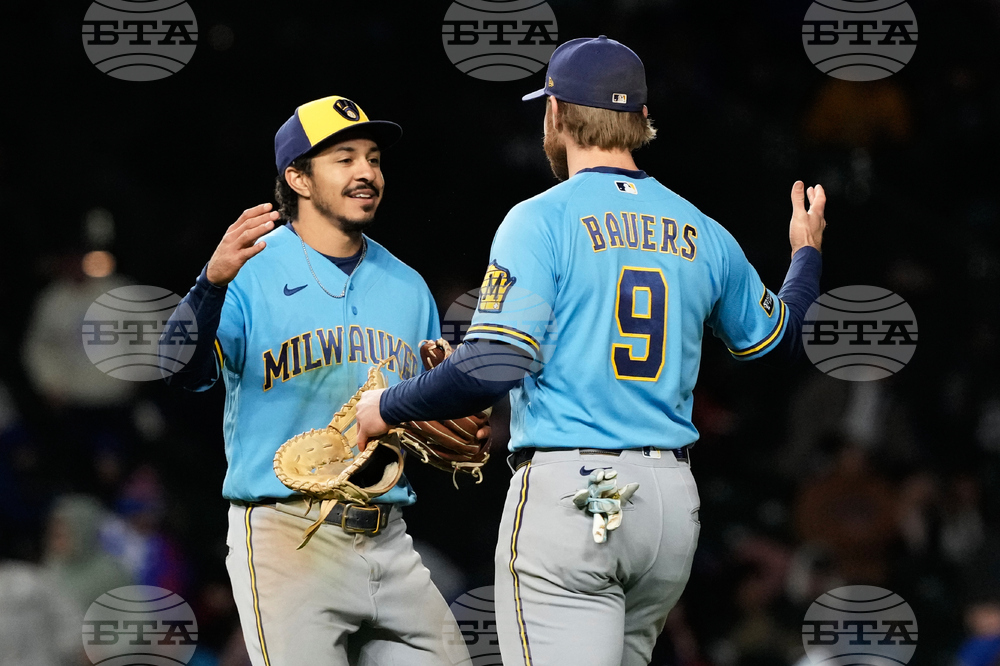 Brewers Cubs Baseball