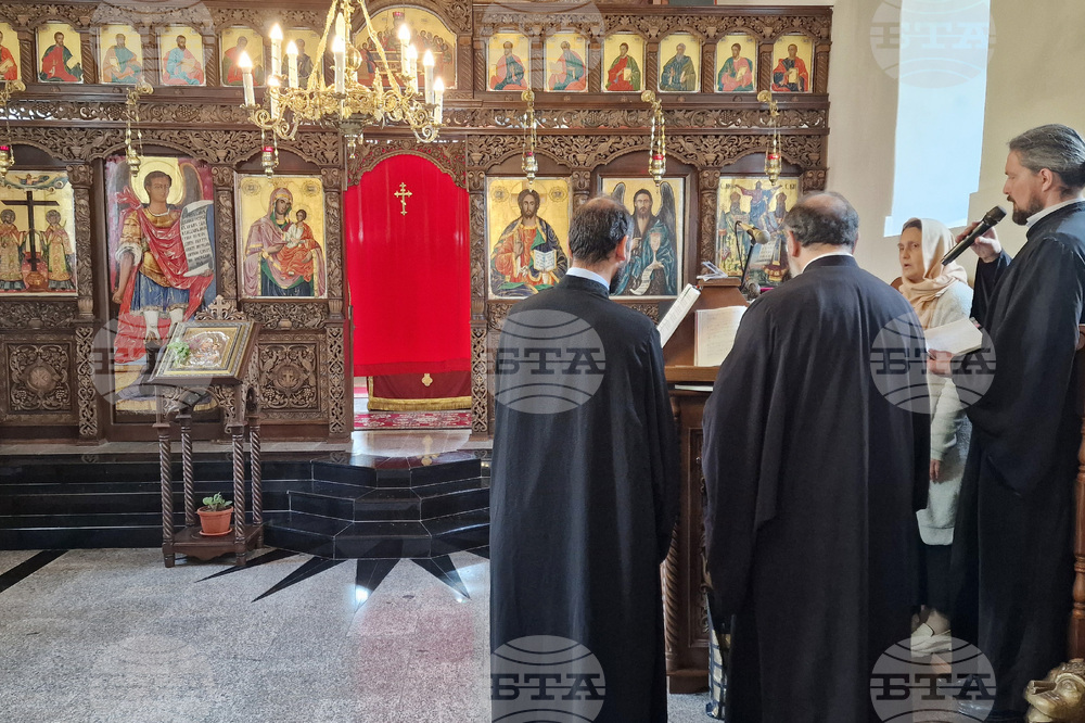 Село Осмар - Варненски и Великопреславски митрополит Йоан - литургия