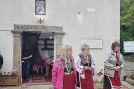 Бакаджишки манастир - литургия