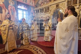 Бакаджишки манастир - литургия