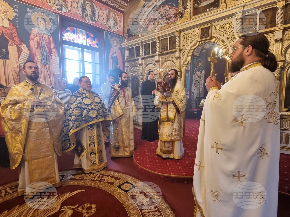 Бакаджишки манастир - литургия