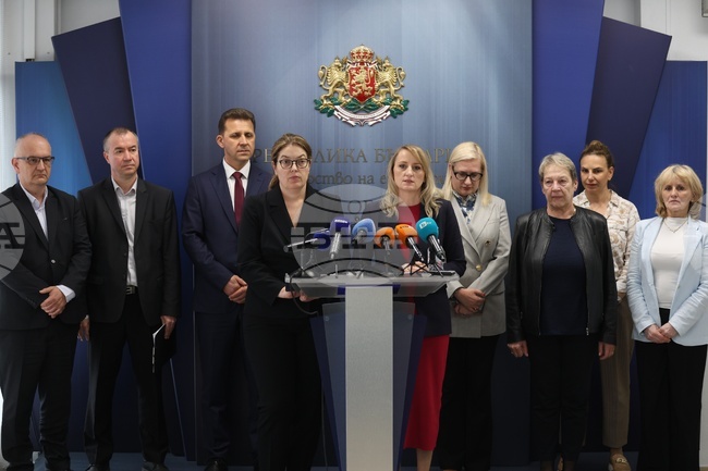 Министър Ива Петрова смени Съвета на директорите на Българския енергиен холдинг