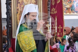 Село Крайници - патриарх Даниил - литургия