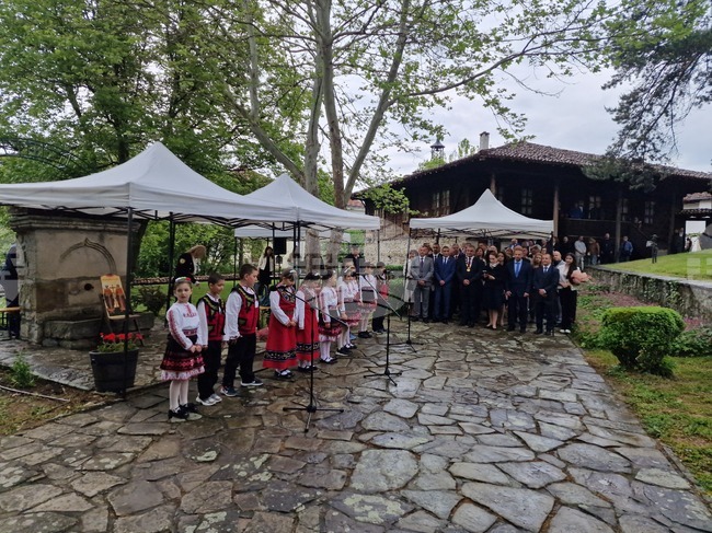 Европа започва именно от градове като Елена, заяви ръководителят на Представителството на Европейската комисия в България Йорданка Чобанова