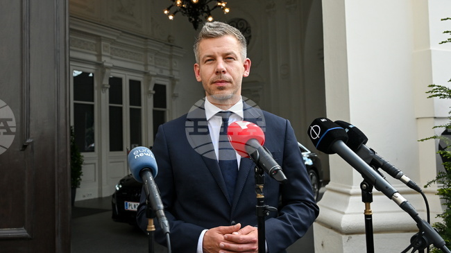 Унгарският премиер Мадяр съобщи, че ще се срещне с Урсула фон дер Лайен в петък