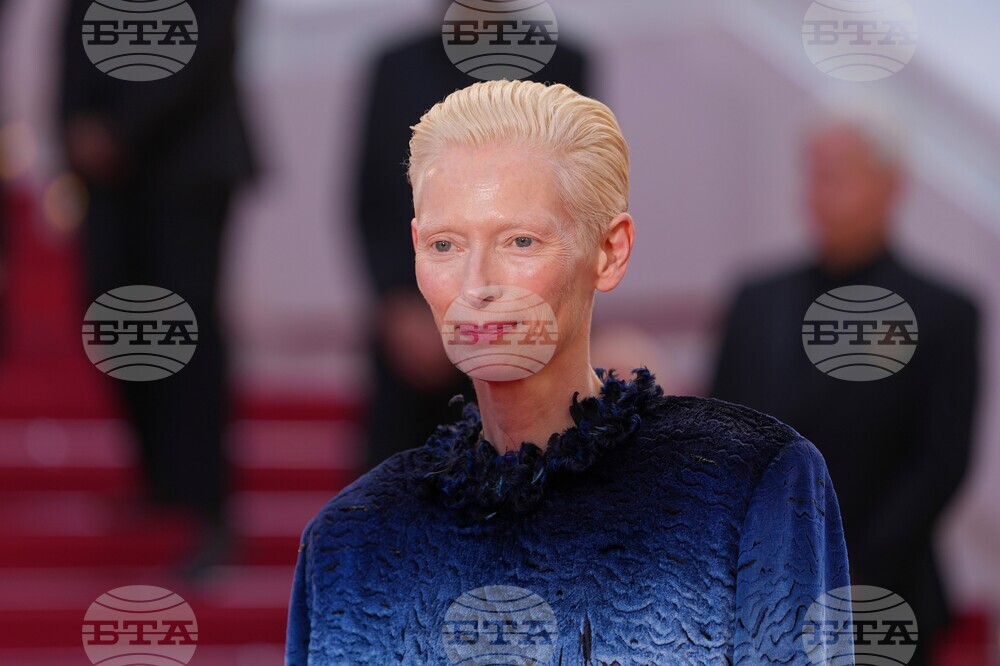 France Cannes 2026 La Bola Negra Red Carpet