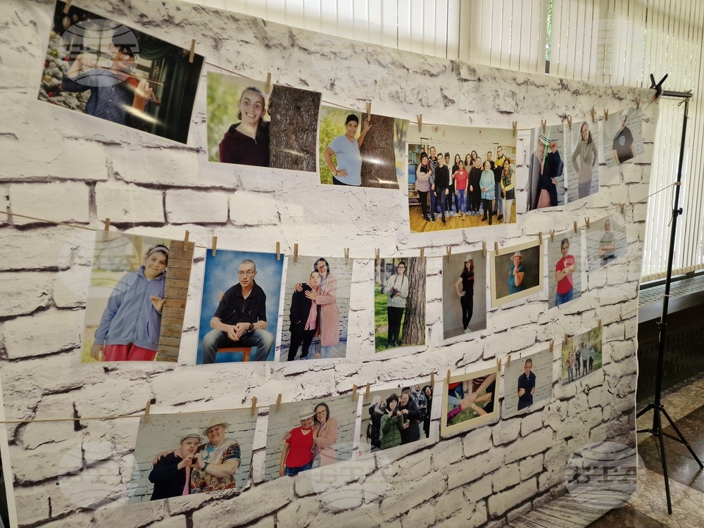 Търговище - „Светът през техния обектив“ - фотоизложба