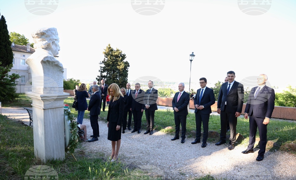 Италия - Рим - бюст-паметник на Капитан Петко войвода