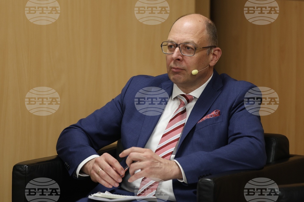 „Отбранителна готовност. Ролята на ЕС и европейското сътрудничество“ - дискусия