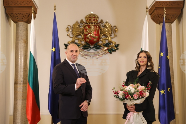 Ти вече си част от европейската политика, каза премиерът Румен Радев на победителката на „Евровизия“ - Дара 