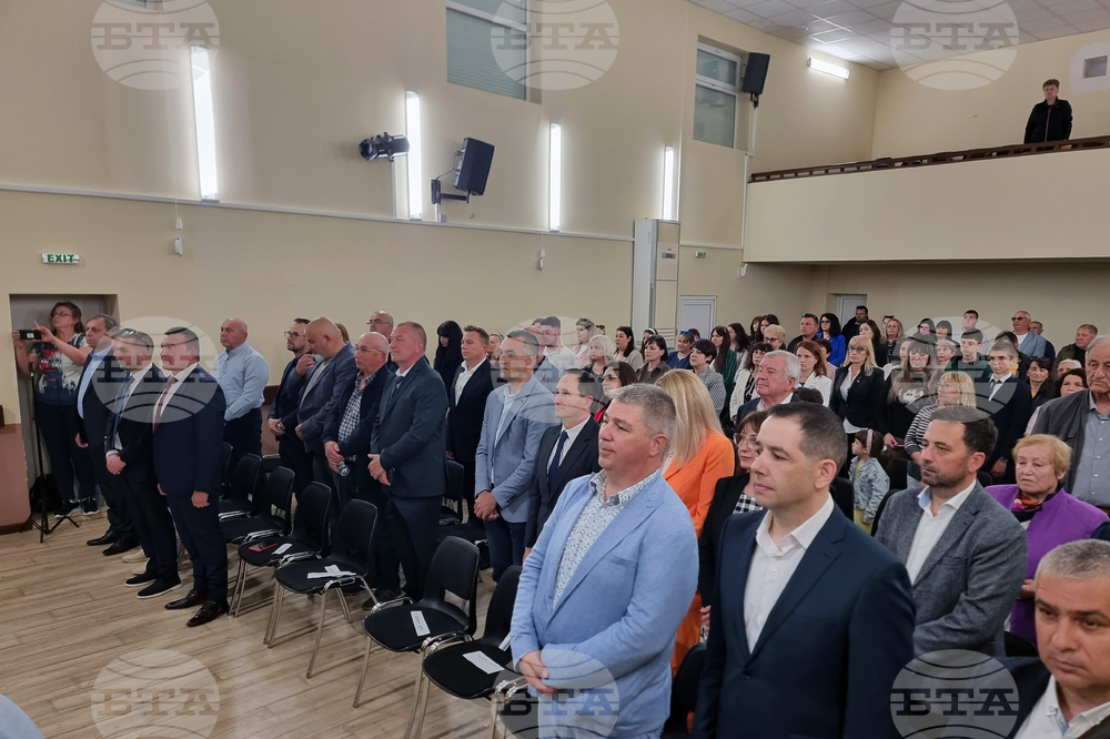 Балчик - тържествено заседание на Общинския съвет - награди