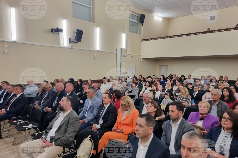 Балчик - тържествено заседание на Общинския съвет - награди