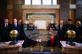 Италия - Михаела Доцова - базилика „Санта Мария Маджоре“ - Св. Св. Кирил и Методий - паметна плоча