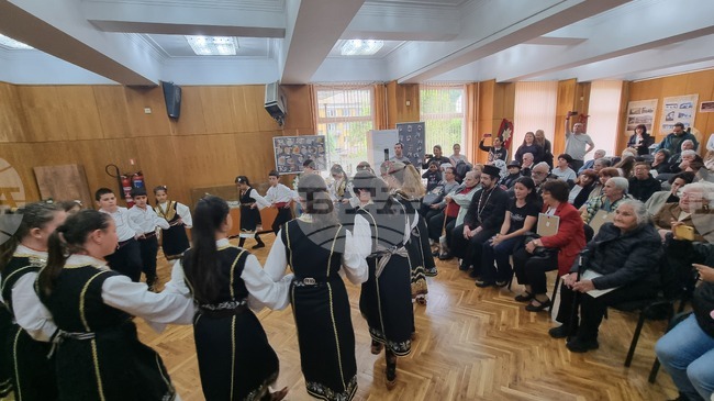 Музеят в Брезник представи изложбата „Дарители и дарения - живата памет на Граово“