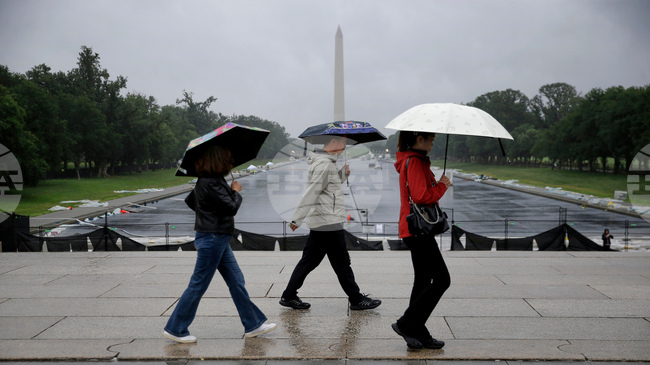Washington Daily Life Reflecting Pool