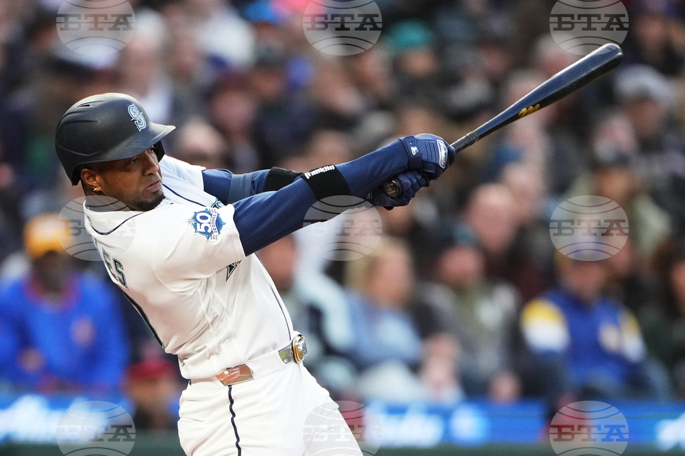 Mariners Robles Baseball
