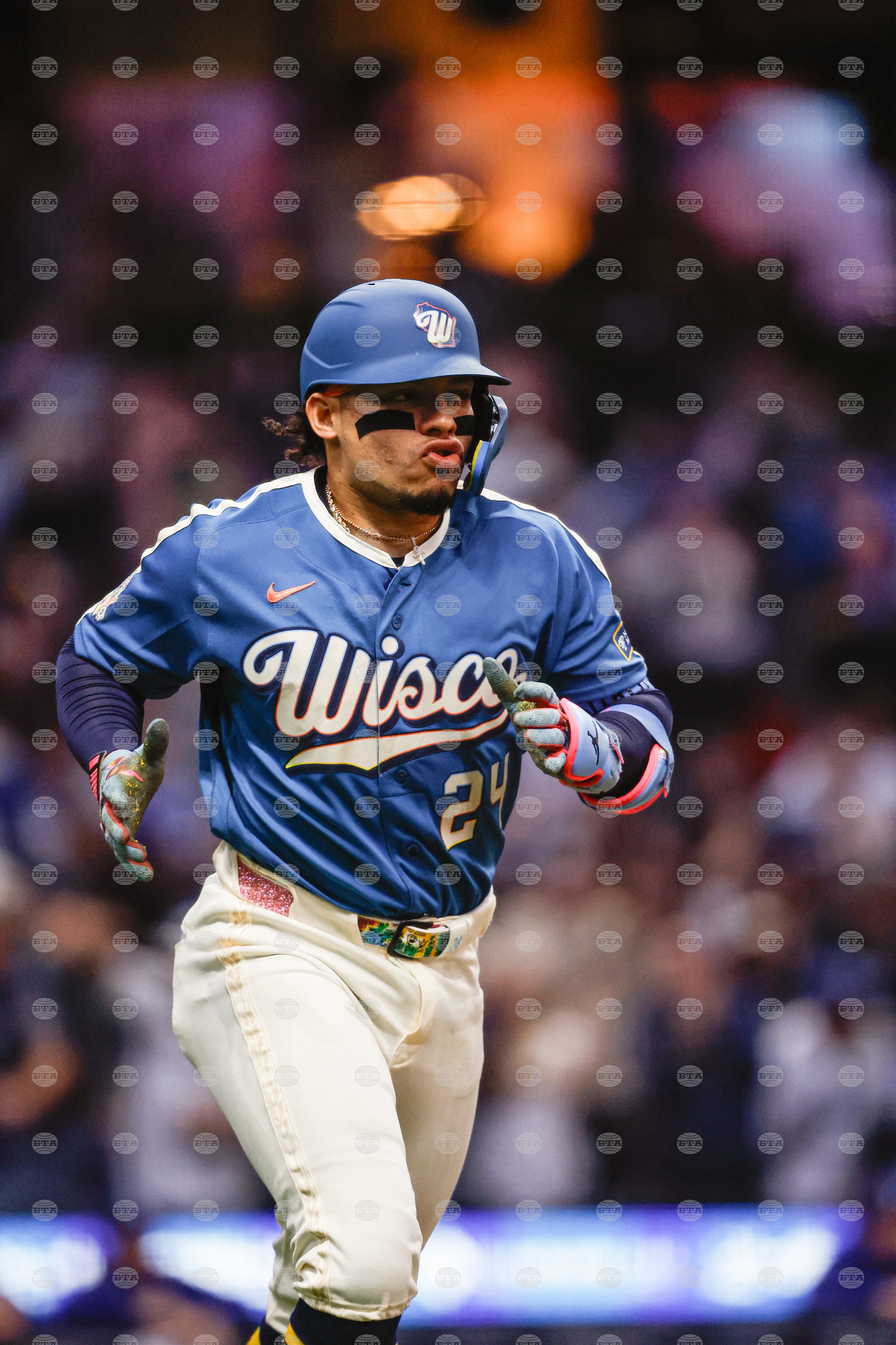 Dodgers Brewers Baseball