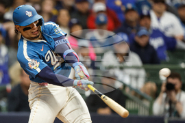 Dodgers Brewers Baseball