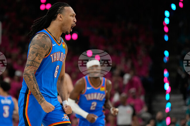 APTOPIX Thunder Spurs Basketball