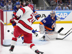 Hurricanes Islanders Hockey