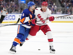 Hurricanes Islanders Hockey