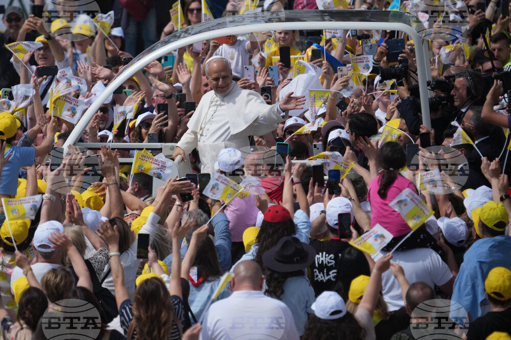 Italy Pope Acerra
