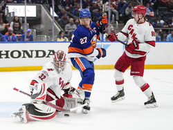 Hurricanes Islanders Hockey