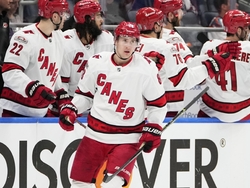 Hurricanes Islanders Hockey