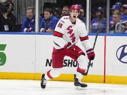 Hurricanes Islanders Hockey