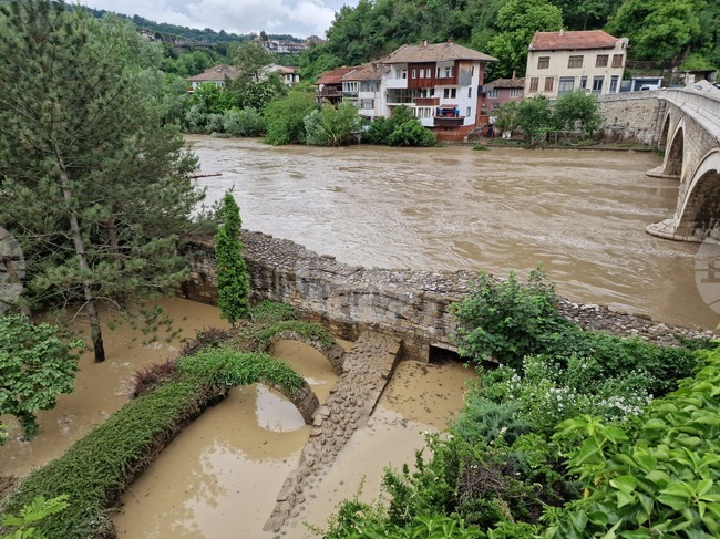 400 Houses in 10 Settlements Inspected after Last Weekend's Devastating Floods in North-Central Bulgaria