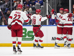 Hurricanes Islanders Hockey