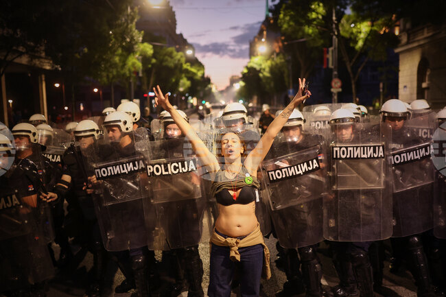 APTOPIX Serbia Protest