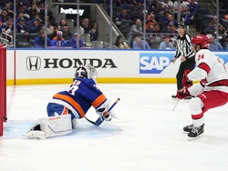 Hurricanes Islanders Hockey