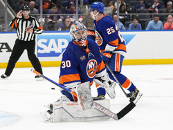 Hurricanes Islanders Hockey