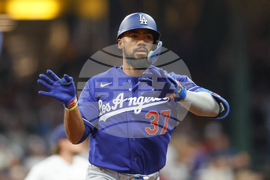 Dodgers Brewers Baseball