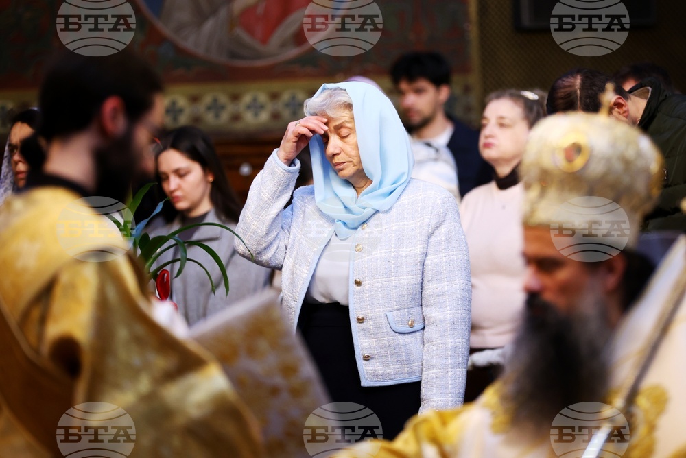„Света Неделя“ - патриаршеска света литургия