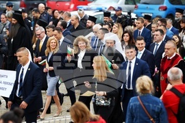 24 май - тържествено шествие
