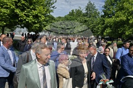 Плевен - 24 май - шествие