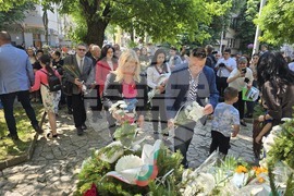 Плевен - 24 май - шествие