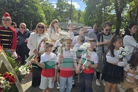 Петрич - 24 май - празнично шествие