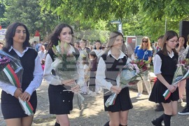 Петрич - 24 май - празнично шествие