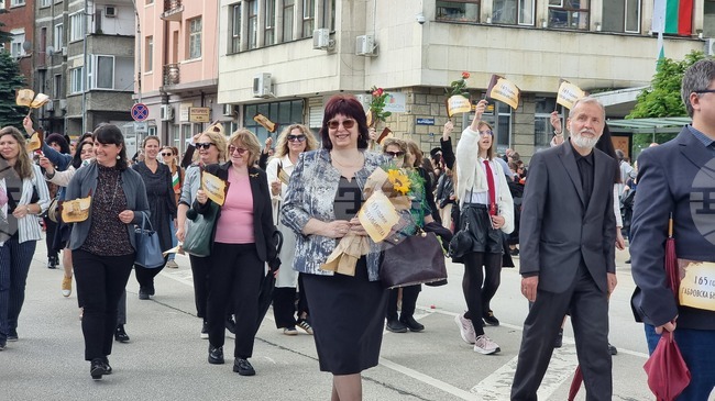 Библиотеката трябва да бъде пазител на паметта и модерно място за срещи и знание, каза Савина Цонева, директор на РБ „Априлов-Палаузов“ в Габрово