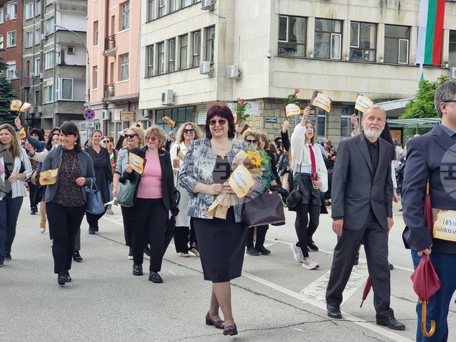 Библиотеката трябва да бъде пазител на паметта и модерно място за срещи и знание, каза Савина Цонева, директор на РБ „Априлов-Палаузов“ в Габрово