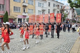 Гоце Делчев - 24 май - празнично шествие